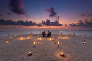 Baros Maldives_Sandbank Dinner